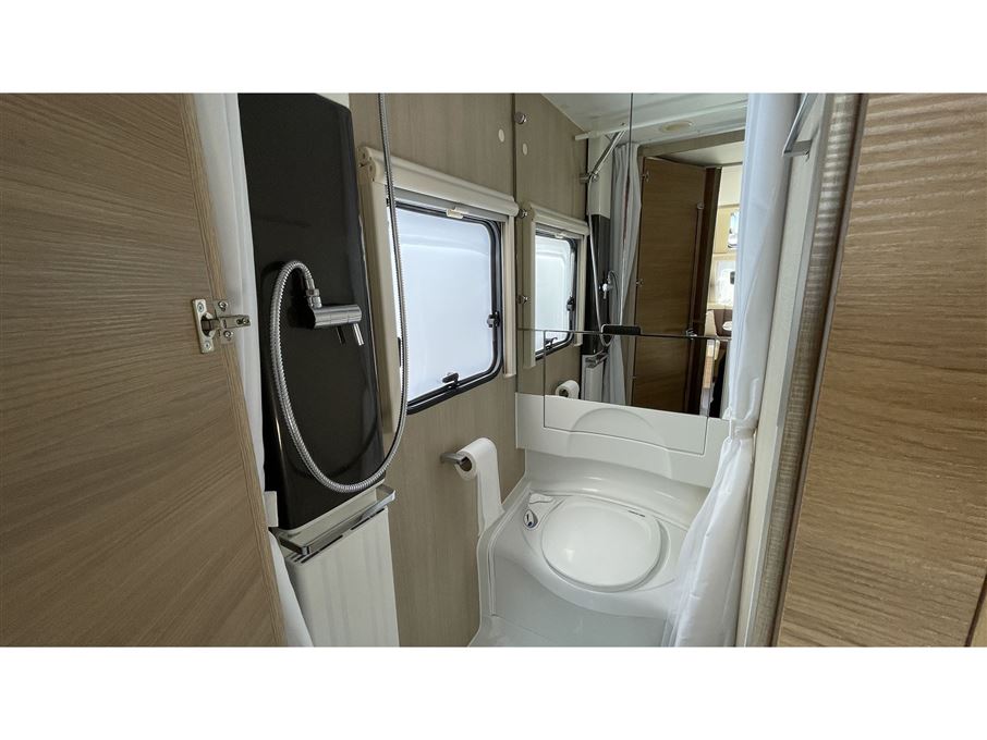Adria Adora 522 UP Supreme Edition